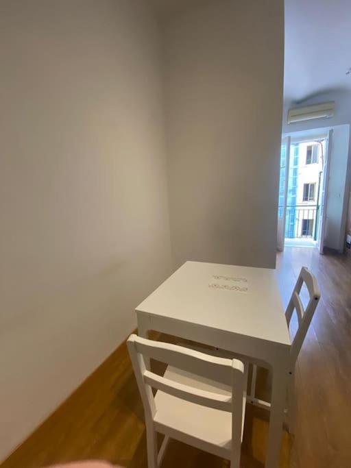 Esquilino Near Colosseum Metro Termini Apartment Rome